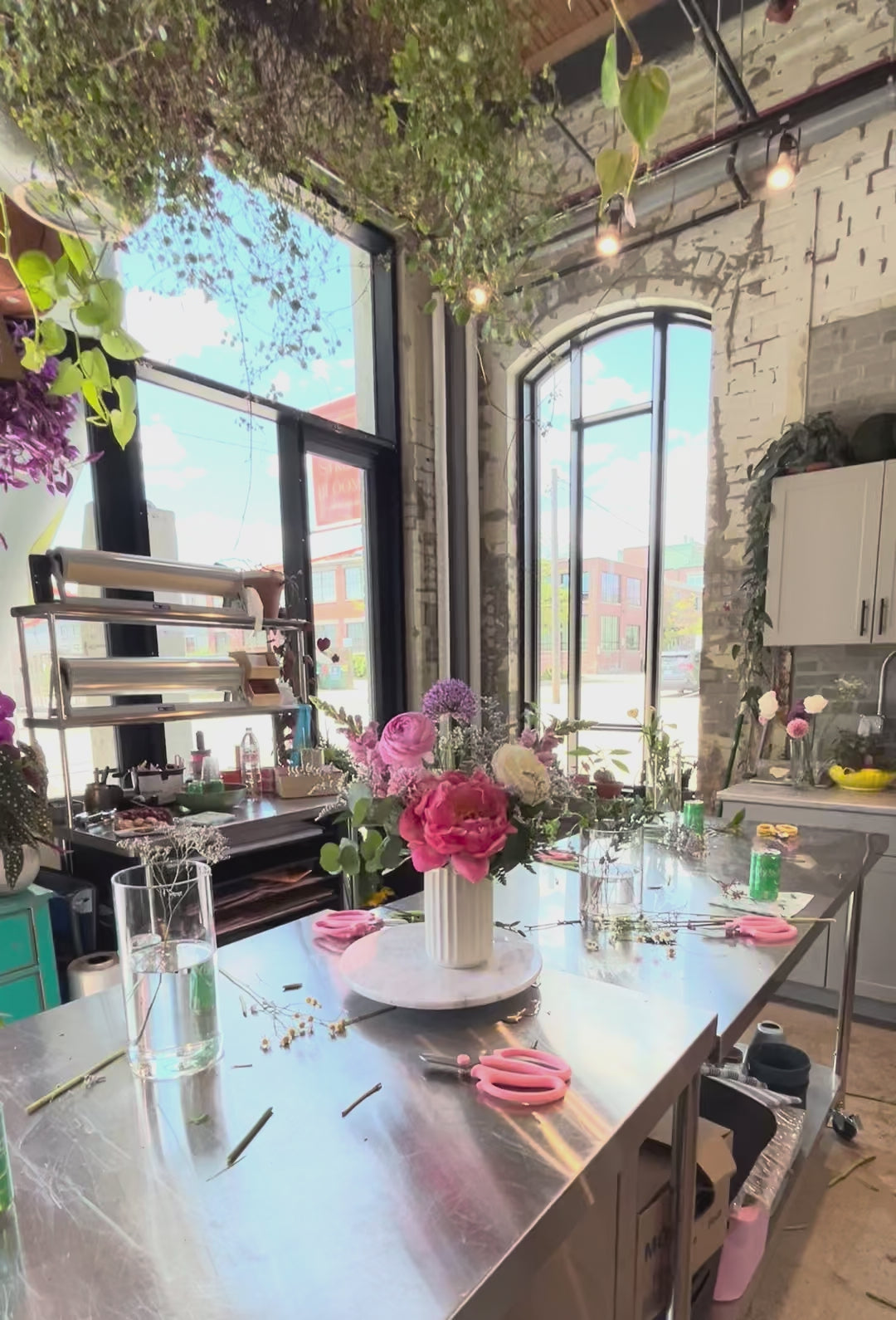 Vase Arrangement / In-person Workshop